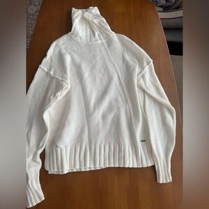 Hollister Cream Turtleneck Sweater